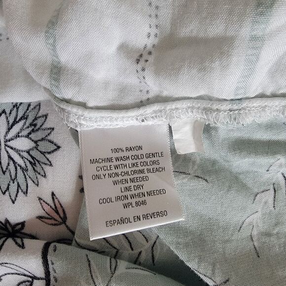 Style & Co Button Up Blouse. Size XL. - Picture 6 of 7